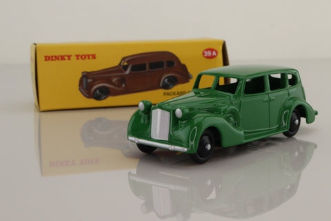 Atlas Dinky Toys 39a; Packard Super 8; Green, Black Hubs