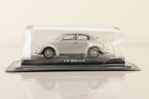 del Prado 06; 1973 Volkswagen Beetle 1303; White