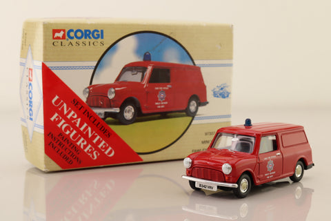 Corgi 97337; BMC Mini Van; Fire Dept: Fawley Refinery